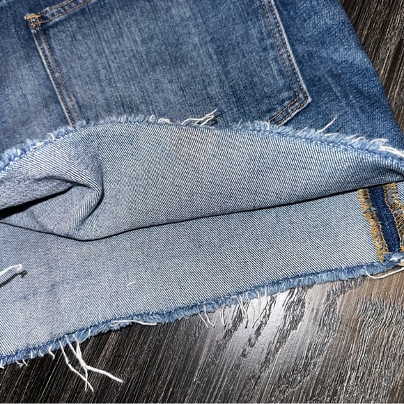 Madewell High-Rise Stretch Raw Fray Hem Blue Denim Shorts 4” Inseam, Size 30 - Picture 10 of 13